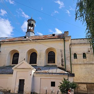 Храм Матері Божої Неустанної Помочі на вулиці Сніжній